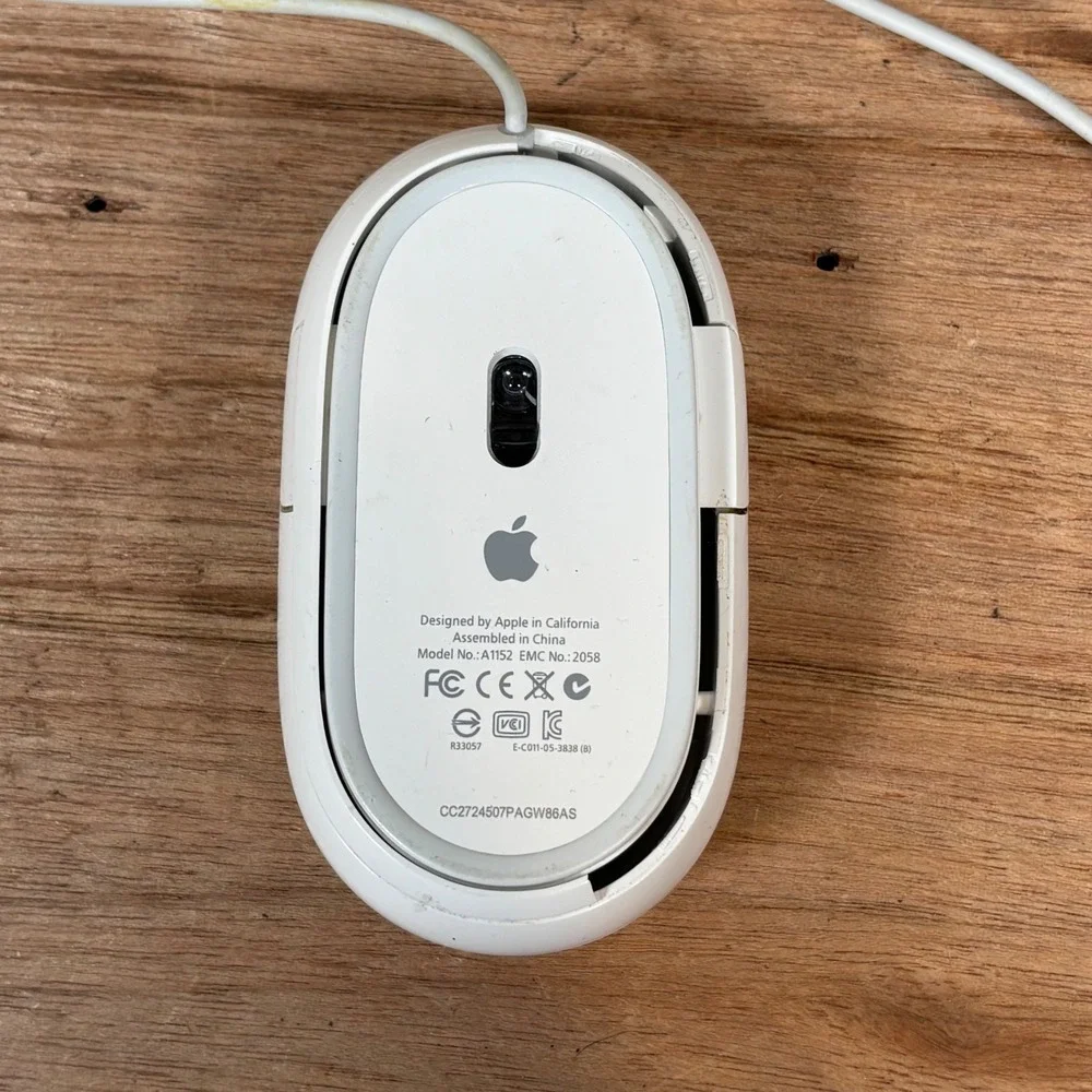 Apple Mighty Mouse Wired USB Optical‎ Mouse White A1152 EMC 2058 Scroll Ball